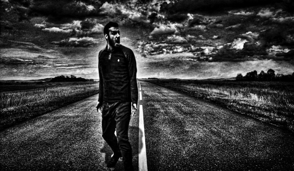 اخطاریه: خط وسط خیابان – مهدی&nbsp;گرایلو