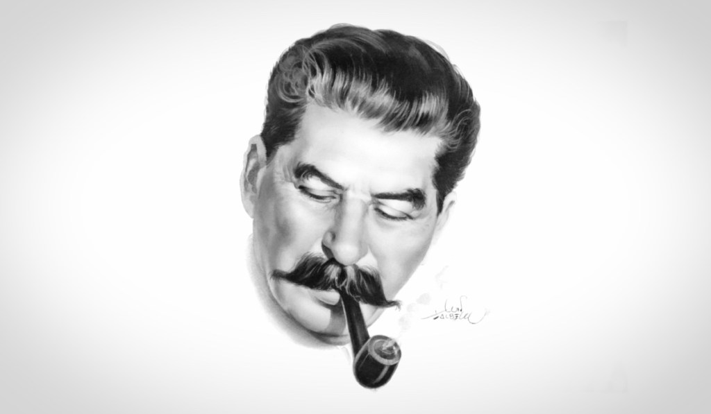 استالین در مورد کیش شخصیت وی (از مصاحبه با ل. فیوچتوانگر)/ آمادور&nbsp;نویدی