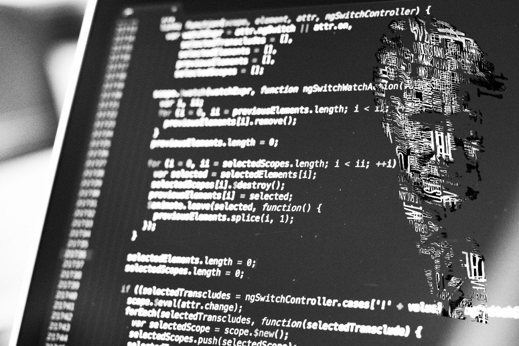 افسر سابق سازمان سیا – ترانسپوندور هواپیمای اوکرائینی هدف حمله الکترونیکی ایالات متحده آمریکا قرار گرفته&nbsp;بود