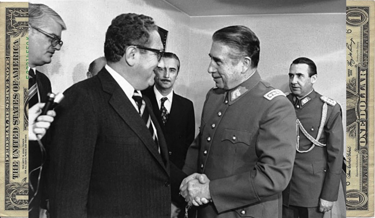 Pinochet_-_Kissinger