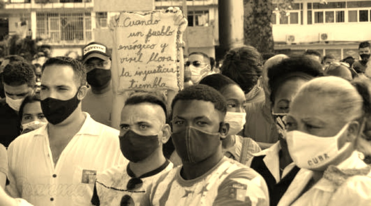 اختلاف بیانداز و حکومت کن: ایالات متحده و سیاست براندازی علیه کوبا.