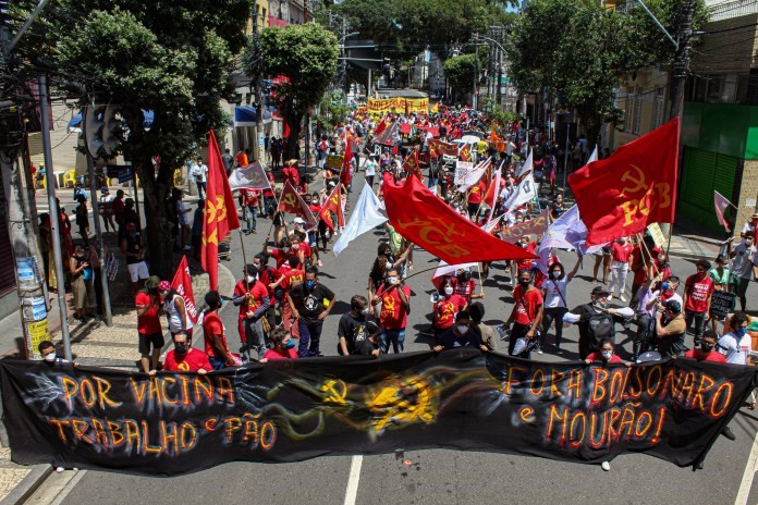 «کمونیسم سخاوتمندانه‌ترین پیشنهادی است که بشر تاکنون ارايه کرده&nbsp;است»