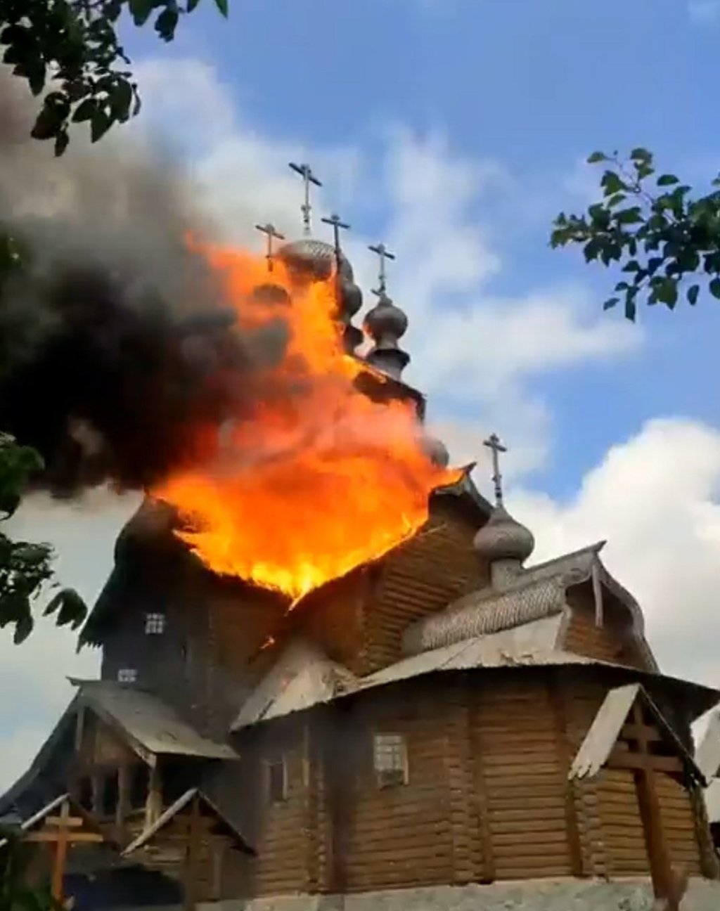 حمله علیه کلیساهای ارتدکس روسی در&nbsp;اوکراین