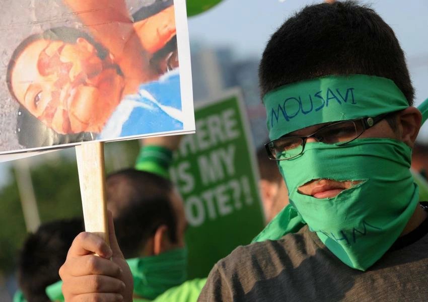 هر که ناموخت از گذشت روزگار… – ا. م. شیری