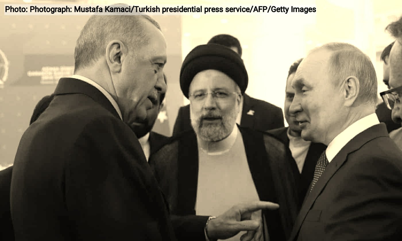 تلاش ایالات متحدۀ آمریکا برای جلوگیری از شکست ژئوپلیتیکی در خاورمیانه.