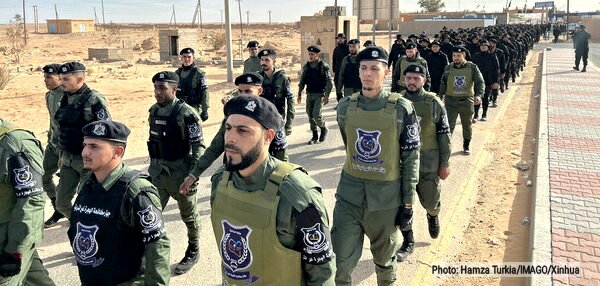 تامین انرژی اروپا و مشکل پناهجویان