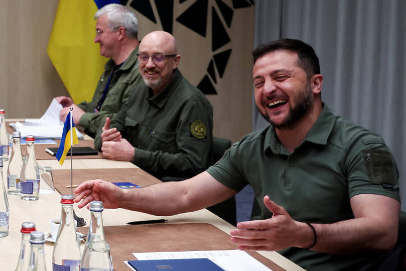 زلنسکی: ضد حمله پایان خوشی نخواهد&nbsp;داشت