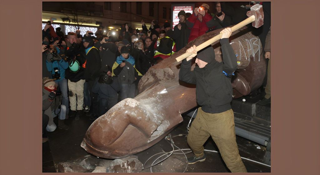 واگیری نفرت، از ضد شوروی تا روس‌هراسی – بسدین – ا. م.&nbsp;شیری