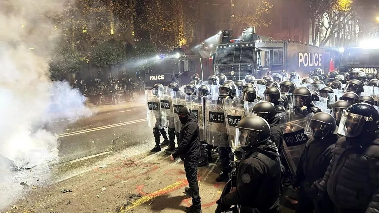 آیا غرب همچنان توانایی ایجاد یک «انقلاب رنگی» را دارد؟