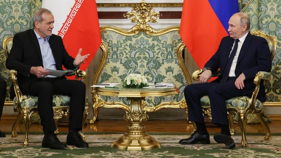 پوتین از خط لوله گاز به ایران حمایت می‌کند