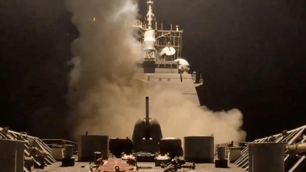 انصارالله تهدید به حمله به کشتی‌های جنگی آمریکایی&nbsp;کردند