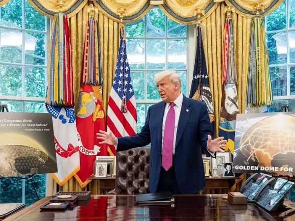 عنوان: جنگ ایران به لحظهٔ TACO رسیده، اما ترامپ حتی برای فرار هم راهی&nbsp;ندارد