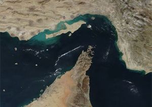 تنگهٔ هرمز، دروازهٔ دریایِ بزرگ: پانزدهمین نامه‌نگاری (۲۰۲۶) – ویجی&nbsp;پراشاد